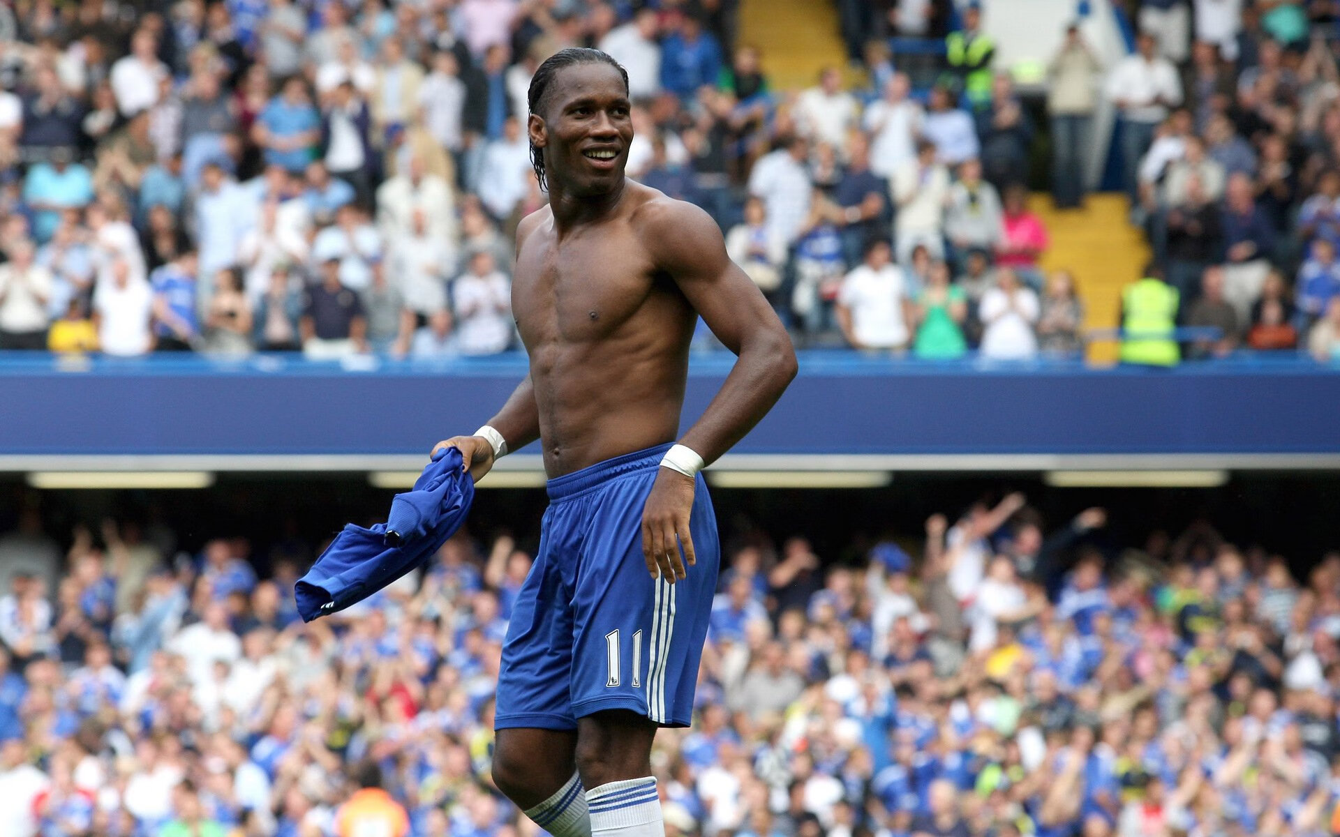 国足比赛视频全网热传，国足比赛现场